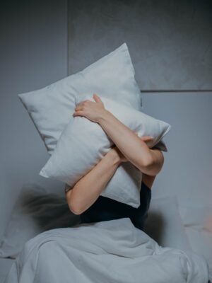 Memory foam & contour pillows